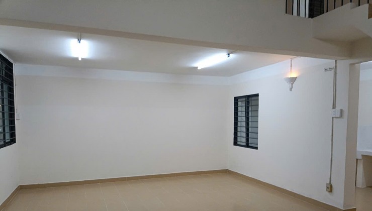 HIẾM-Cho thuê SHOPHOUSE CC Bàu Cát 2 105m2, 1Lầu - NGANG 7M